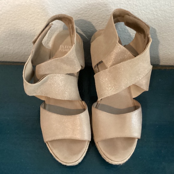 Shoes - Picture 1 of 16